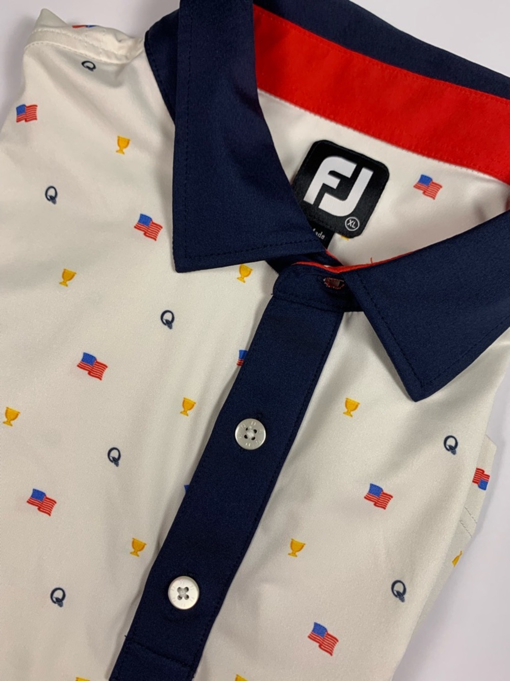 FootJoy Presidents Cup Golf Polo Shirt Men XL White Flag Trophy Prin